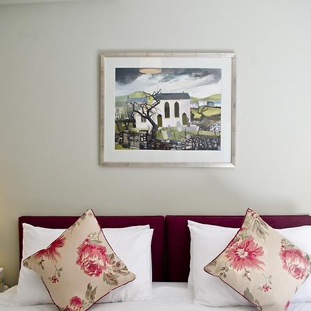 The Red Lion Bed & Breakfast ไนท์ตัน ภายนอก รูปภาพ