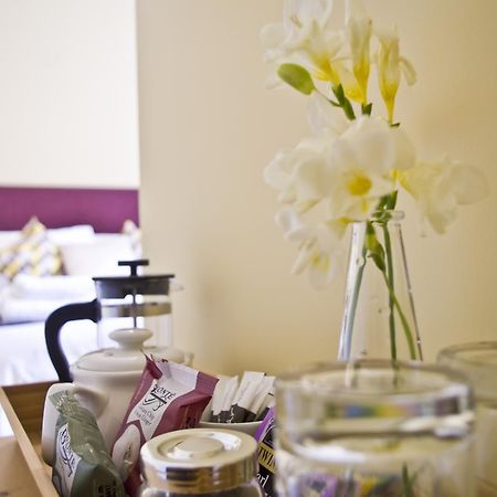 The Red Lion Bed & Breakfast ไนท์ตัน ภายนอก รูปภาพ