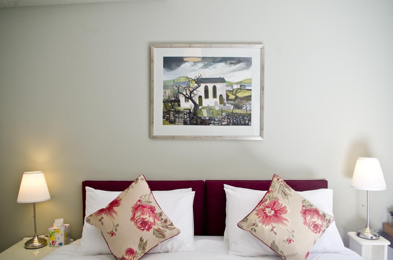 The Red Lion Bed & Breakfast ไนท์ตัน ภายนอก รูปภาพ
