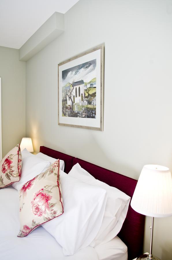 The Red Lion Bed & Breakfast ไนท์ตัน ภายนอก รูปภาพ